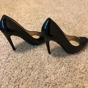 Aldo Women’s Sz 6 Patent Leather Heel